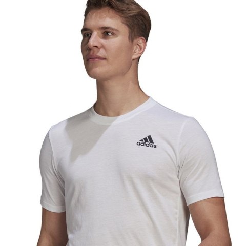 Koszulka adidas Aeroready Designed 2 Move Sport Tee M GR0517 M