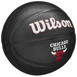 Piłka Wilson Team Tribute Chicago Bulls Mini Ball Jr WZ4017602XB 3