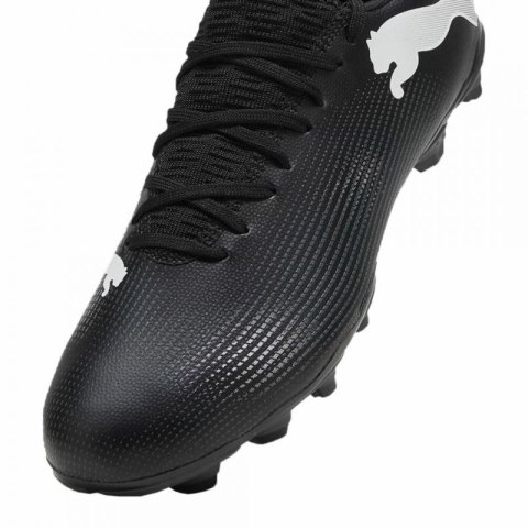 Buty piłkarskie Puma Future 7 Play FG/AG M 107723 02 40,5