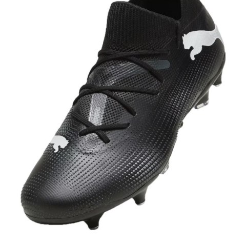 Buty piłkarskie Puma Future 7 Match MxSG M 107714 02 42